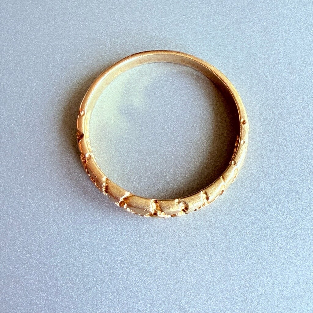 Picture 4 of 9