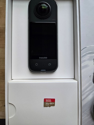 Insta360 X3 Camera w/GPS Action Remote, 4 batteries, Monkey Tail, 64GB card - Picture 4 of 8