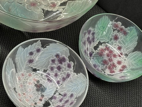 KIG "HYDRANGEA" Frosted Glass Pink / Purple ~ Salad Serving Bowl (5) Individual - Picture 4 of 10