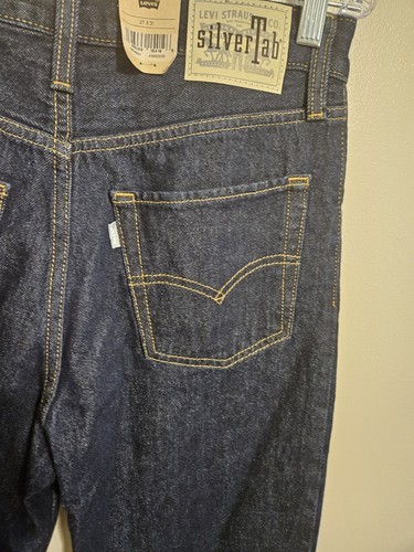 Levi's Silvertab 94 dunkelblaue Baggy-Damenjeans Größe 27 x 31 - Bild 8 von 9