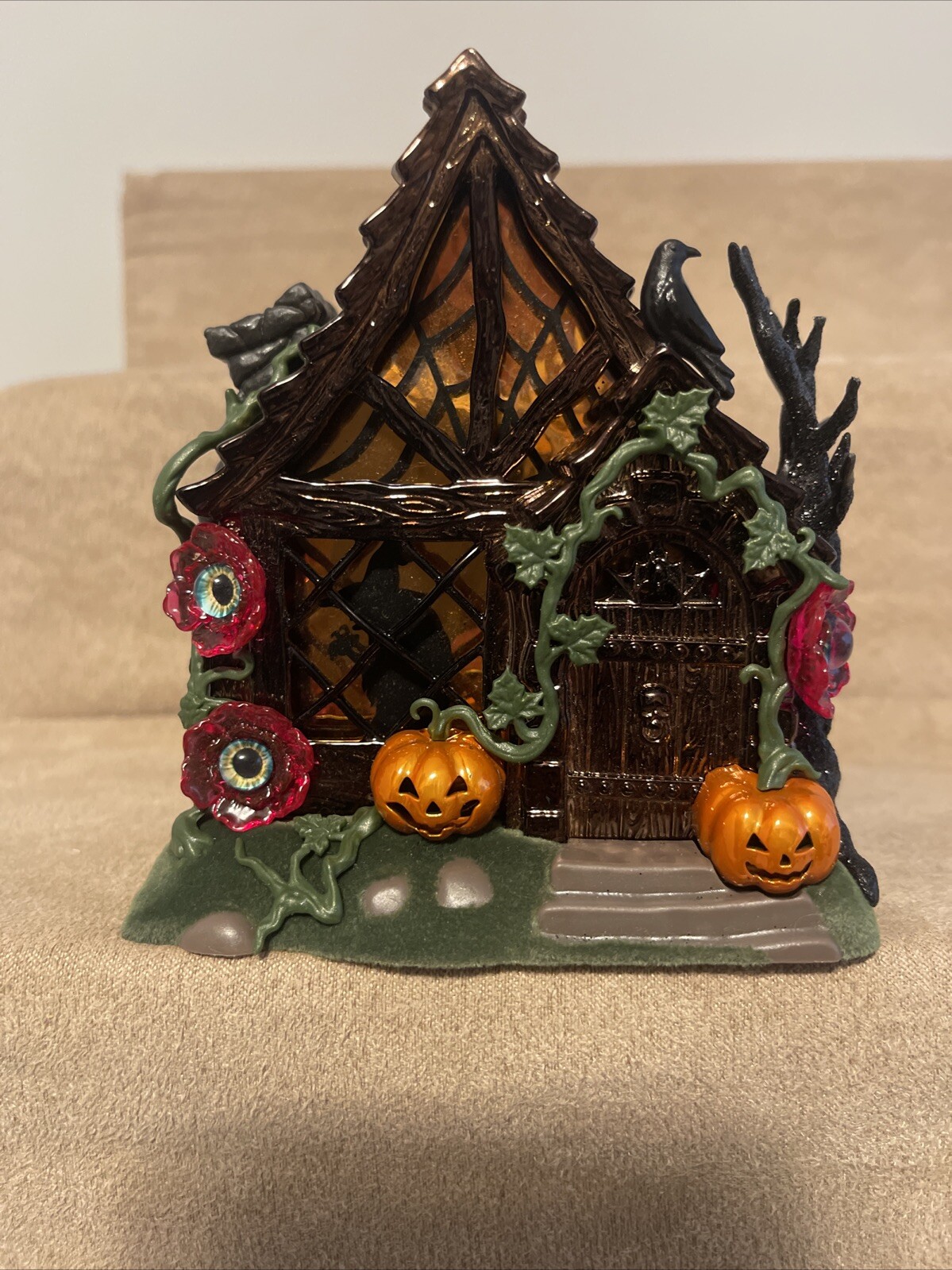 Picture 1 of 6
