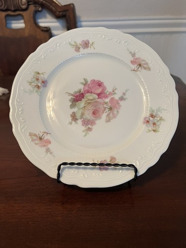Manufacture Royale Limoges France Porcelain Salad Plate, Pink Roses 8 3/4" - Picture 1 of 4