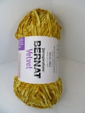 Bernat Velvet Yarn 32039 Golden Moss Chenille 10.5 oz 315 yds 100 Polyester