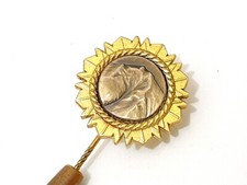 Stick Pin mit Relief-Abbild des Kofel BZ (Südtirol) Silber 800 Vergoldet um 1950