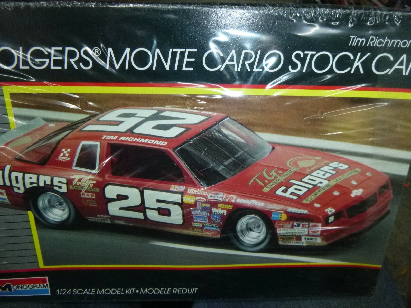 ナスカーのプラモデル7箱モノグラム(1/24)とAMT(1/25)