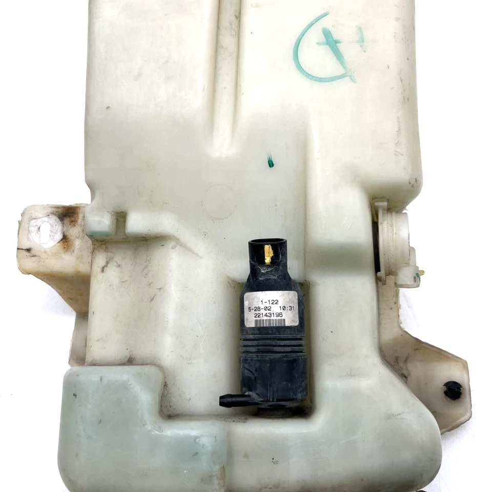 Резервуар омывателя ветрового стекла GM 15073651 с насосом Chevy Venture Pontiac Montana - Изображение 2 из 4