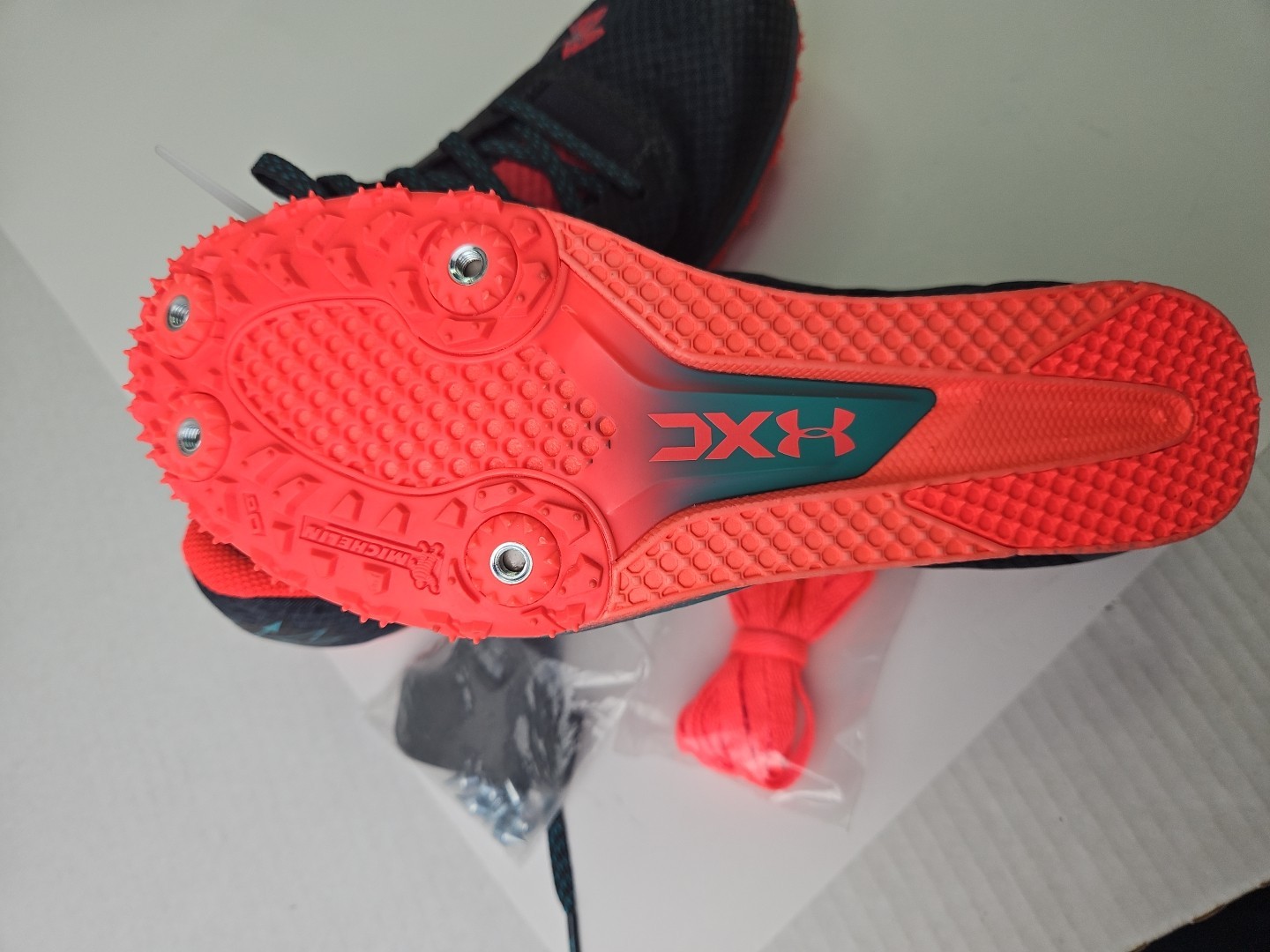 NWT Under Armour Brigade XC Low Men's Size 6.5 XC Spike Shoes Laces Tool thumbnail 7