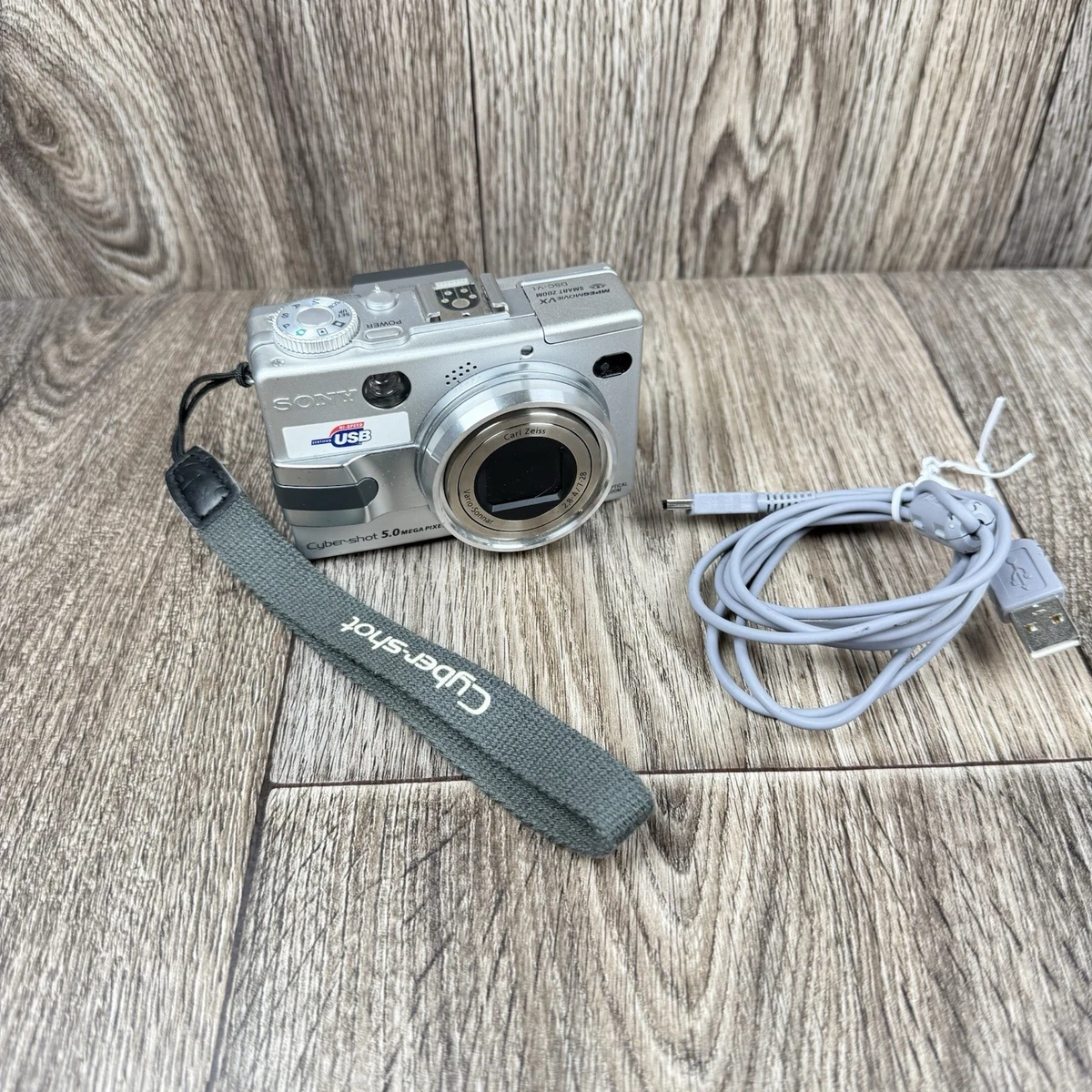 Preços baixos em Sony Cyber-shot DSC-V1 Câmeras Digitais | eBay