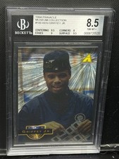 1994 Pinnacle - Ken Griffey Jr #100 Museum Collection BGS 8.5