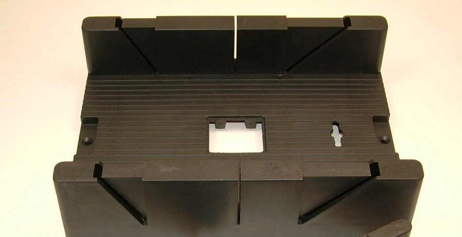 LINIC Skirting mitre box large size 324 x 230 x 80mm takes up to 7" skirting, UK made