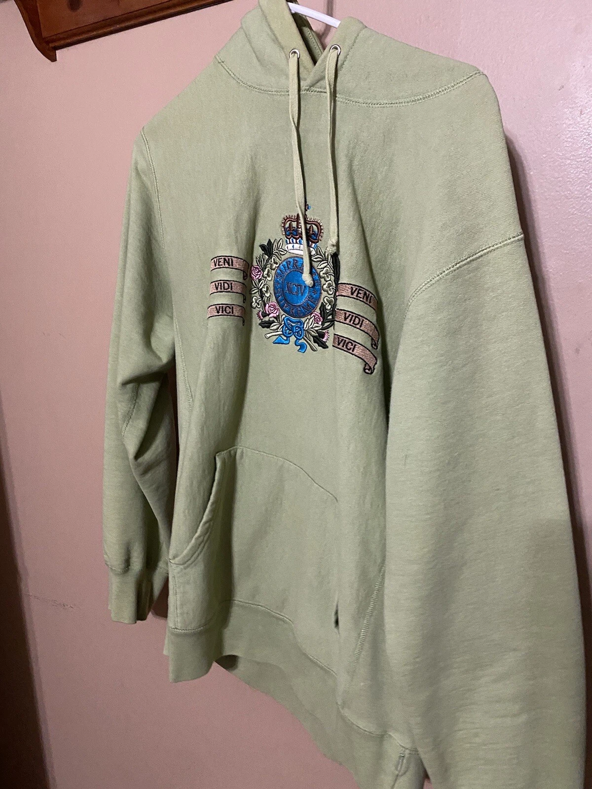 Supreme crest sweat à capuche sage taille large