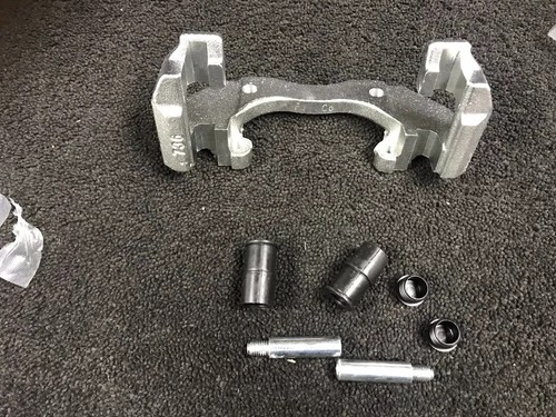 SILLA DE MONTAR PINZA DE FRENO DELANTERA PARA FORD FOCUS MK2 C-MAX KUGA MAZDA 3 5 - Imagen 3 de 3