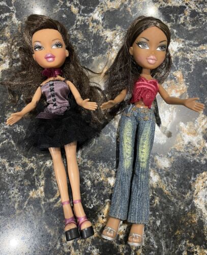 Bratz Yasmin und Sasha bekleidete Modepuppen 10 Zoll MGA 2001 Vintage Mädchen Spielzeug