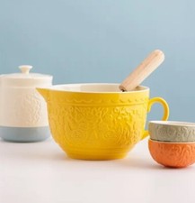 Mason Cash Home To Roost Batter Bowl folk inspired hen & cockerel motifs