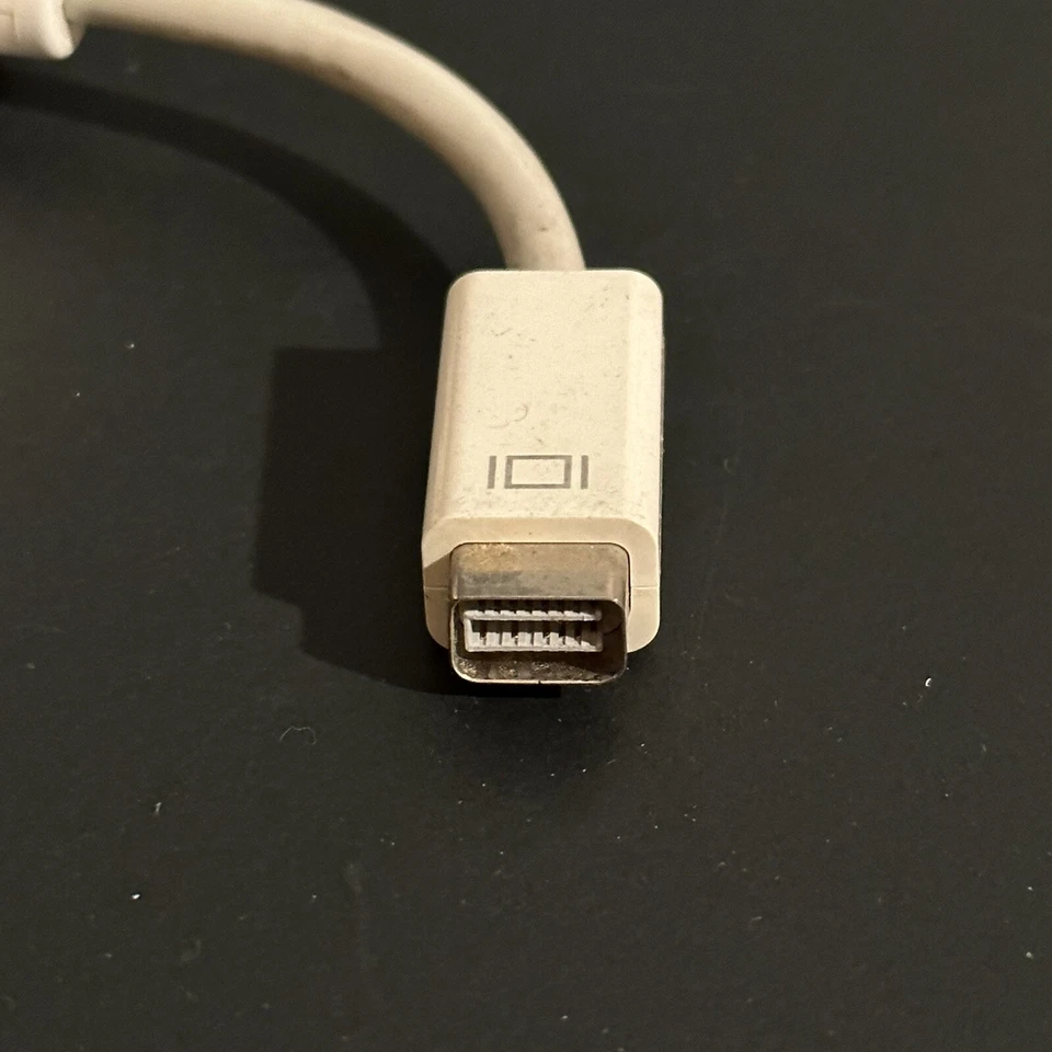 Genuine Apple Mini-DVI to Composite/S-Video Adapter M9319G/A - Image 3 of 3