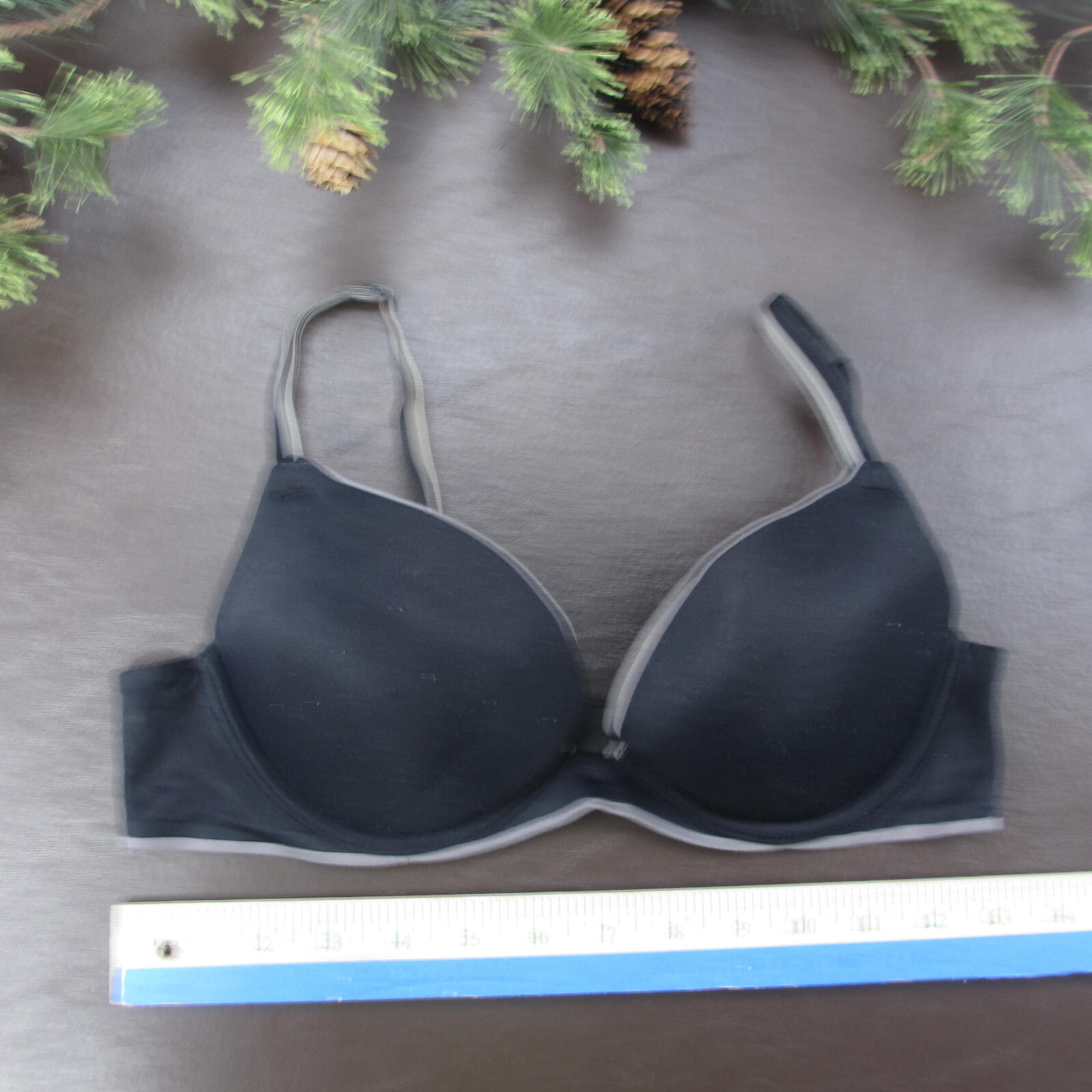 Warners Bra Size 34B Black Padded Underwire Adjus… - image 2