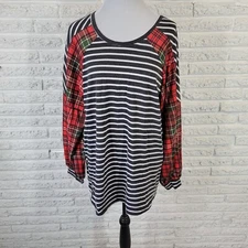 Southern Stitch Women Top XXL Plus Tee Tunic Raglan Sleeve Lightweight Red Plaid