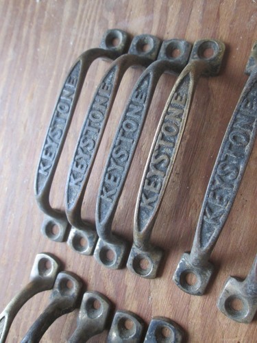 Vintage Brass Keystone Printing Drawer Pull Hardware Printer Cabinet by EACH - Picture 3 of 4