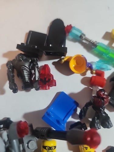 lote de figuras lego algunas raras difíciles de encontrar - Imagen 8 de 8