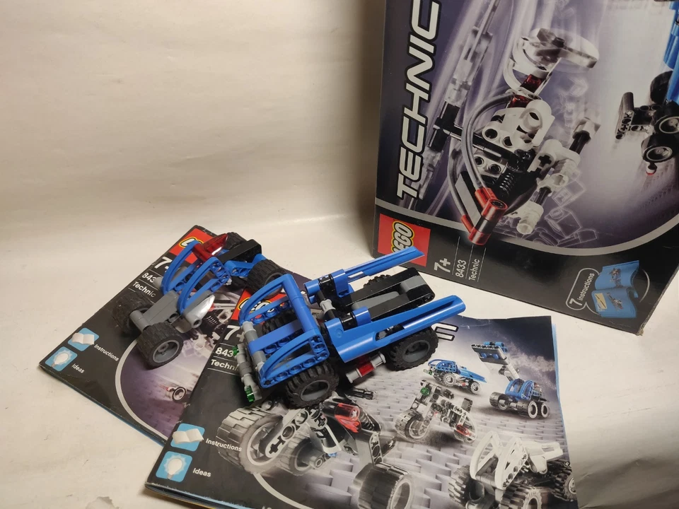 LEGO Technic 8433 Cool Movers, photo 2 sur 5