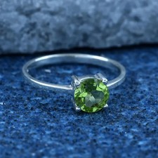 Peridot Ring Green Gemstone 925 Srerling Silver August Birthstone Gift for Women