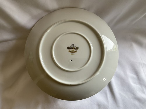 Harmony House Renaissance Gravy Bowl with attached plate - Picture 6 of 6
