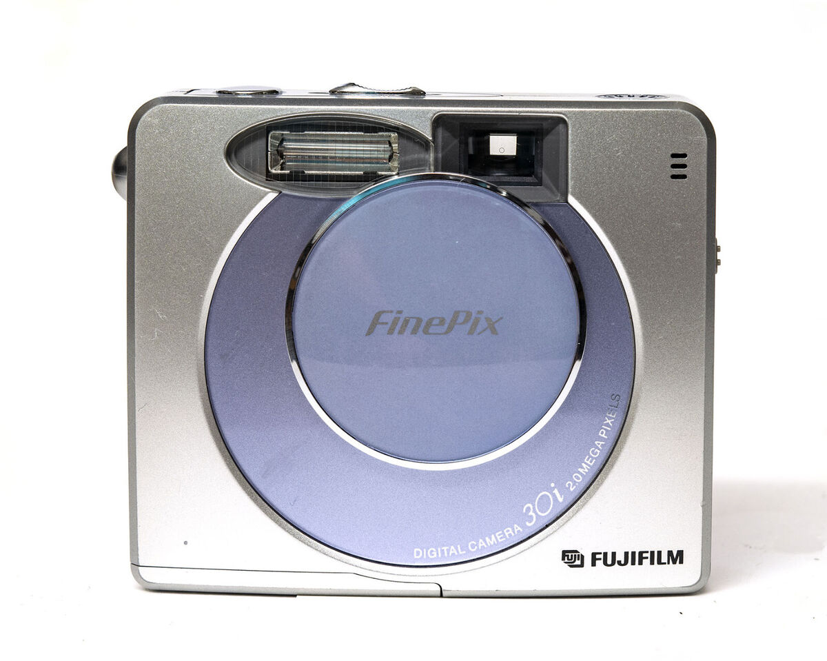 Fully blue Fujifilm Finepix 30i digital camera boxed w. accessories! | eBay