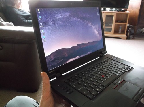 Thinkpad L512 Laptop 2.40 GHz Dual Core i5 6GB RAM -2TB HDD - Great for Media!! - Picture 2 of 17