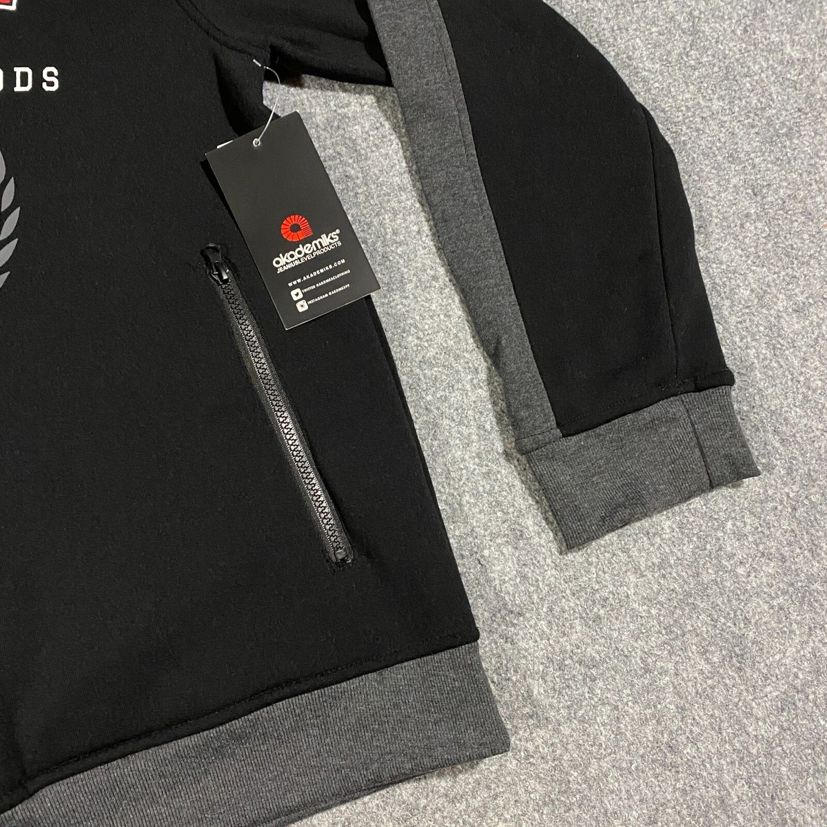 Akademiks Big Logo Colorblock Sweatshirt Hoodie Adult X-Large