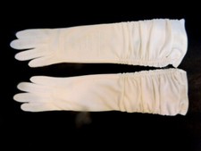 VAN RAALTE LADIES WHITE NYLON UNLINED DRESS GLOVES SIZE A SMALL 