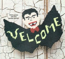 VAMPIRE WELCOME SIGN HALLOWEEN PLASTIC CANVAS PATTERN INSTRUCTIONS