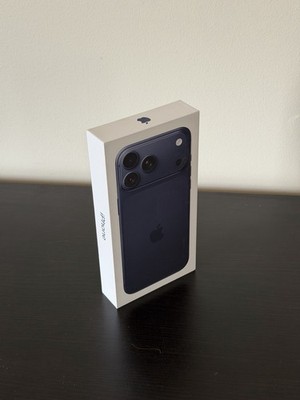 Apple iPhone 17 Pro Max - 256 GB - Deep Blue (Unlocked) for sale