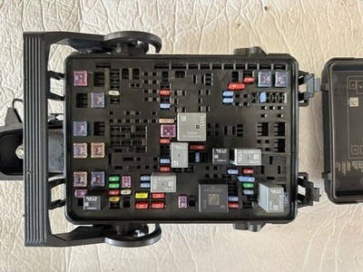 2017 gmc sierra cigarette lighter fuse location Cigarette socket & 110V Power outlets don't work GMC/Silverado Battery Distribution Engine Compartment