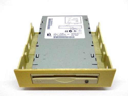 IOMEGA Zip 100MB IDE Internal Drive Model Z100ATAPI w/ 5.25" Bracket