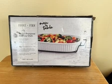 Fiddle & Fern White Essential 1 Quart Baker with Iron Rack Gb, 21.46-inch