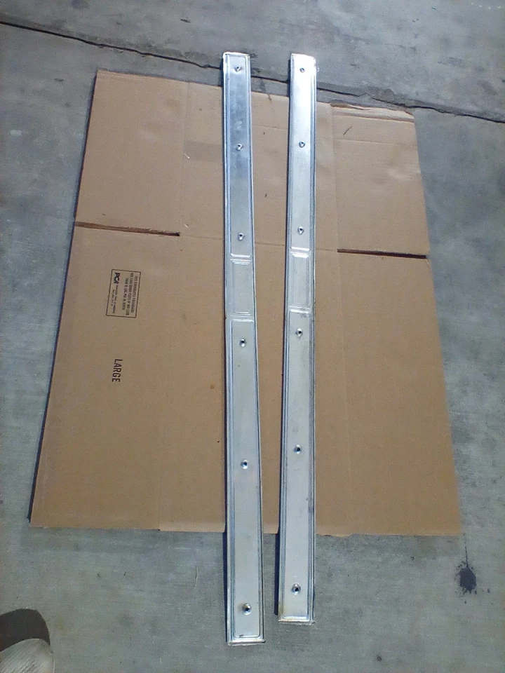 Lincoln Continental Mark IV 1973 par de placas de alféizar LEff & Rigjt OEM Foto 4 de 4