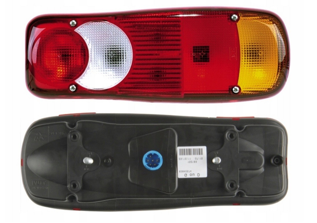 Feu arriere droit Interstar X70 pour réparer la signalisation cassée Maxter