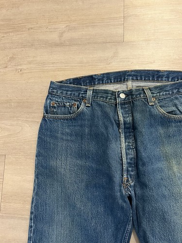 Vintage 90s Levi's 501XX Med Wash Denim USA Made Button Fly Jeans Men’s Size 38 - Picture 3 of 9