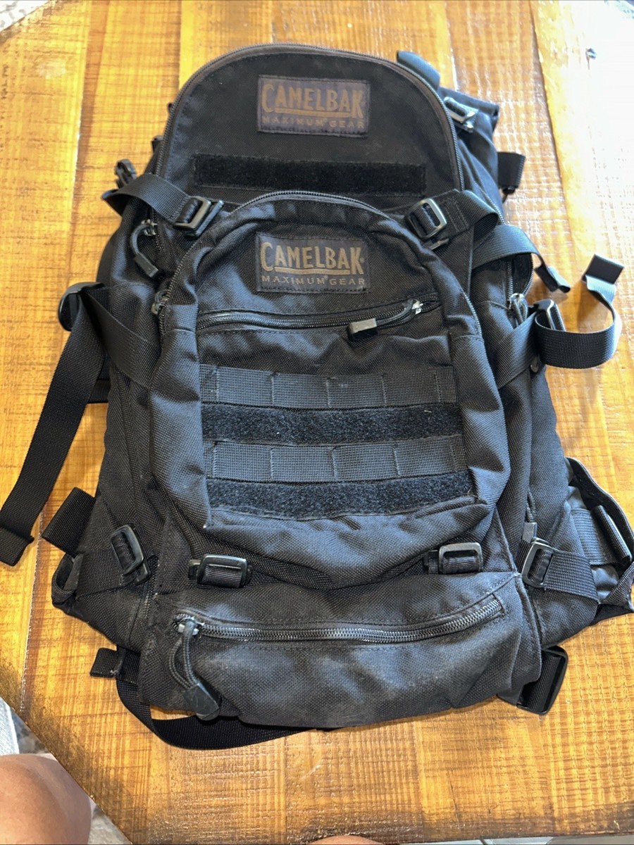 CAMEL BAK MAXIMUM GEAR 放出品　美品 Camelbak Maximum Gear Black stealth Cordura Thermobak
