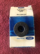 NOS - OEM Ford C8AZ-6A892-D Engine PCV Valve Grommet