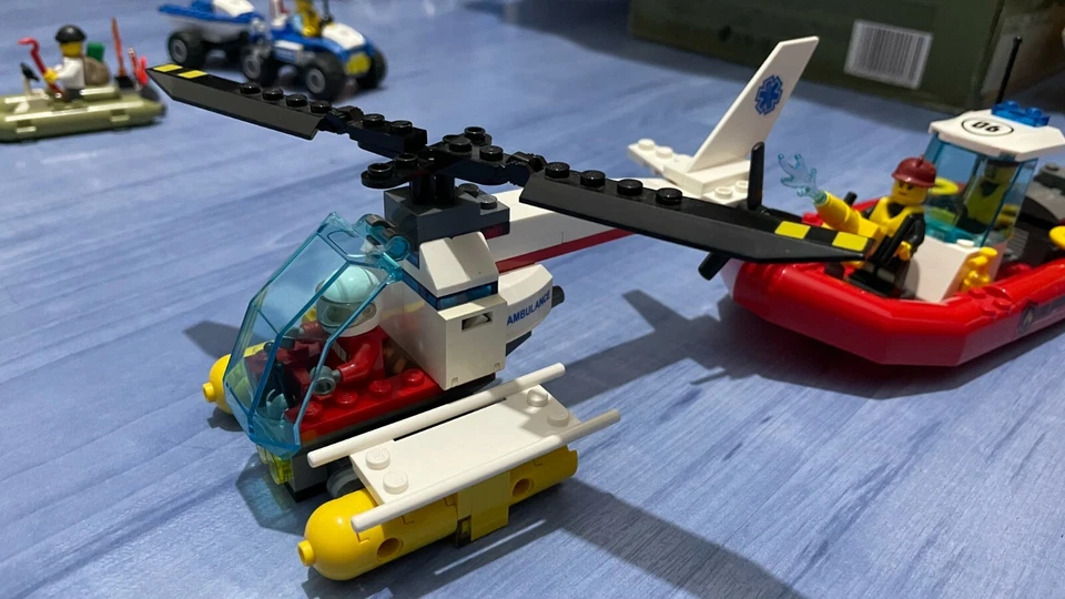 LEGO 60086 City Starter Set, photo 3 sur 5