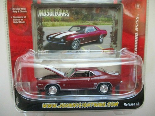 CHEVY CAMARO RS/SS 1969 '69 MAROON & WHITE 1/64 JOHNNY LIGHTNING MUSCLECARS R13 - Picture 3 of 3