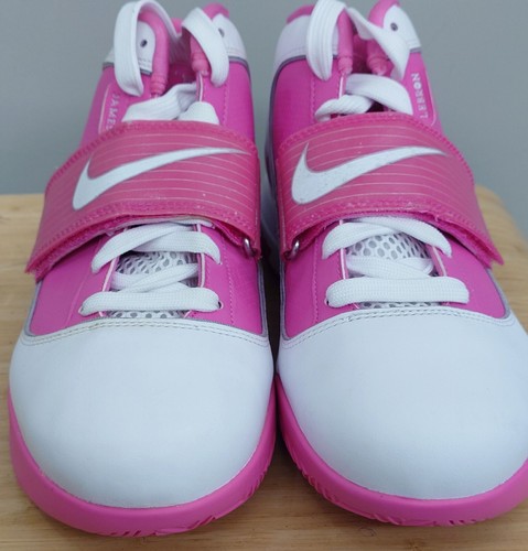 DS 2010 Nike Wmns Zoom Soldier IV 4 LeBron James sz 11 Kay Yow 407638 116 Pink - Picture 7 of 19