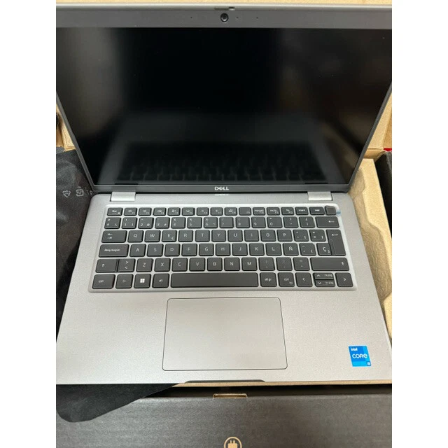 Dell Latitude 5440 · i5-1355U · 16GB · 512GB, foto 1 de 3