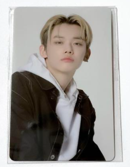 TXT YEONJUN × 4OIN Official Photocard Photo card PC Tomorrow