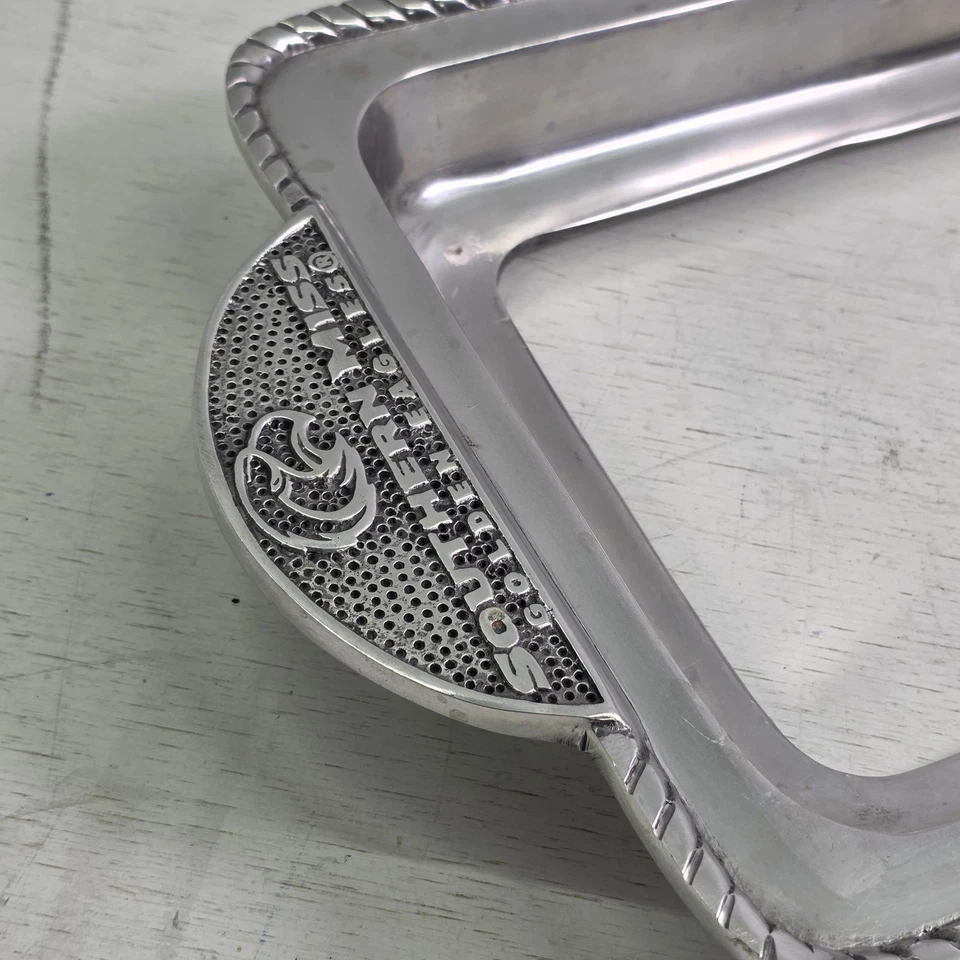 Cazuela de vidrio Southern Miss Golden Eagles USM NCAA 13" X 8" estaño Foto 2 de 4