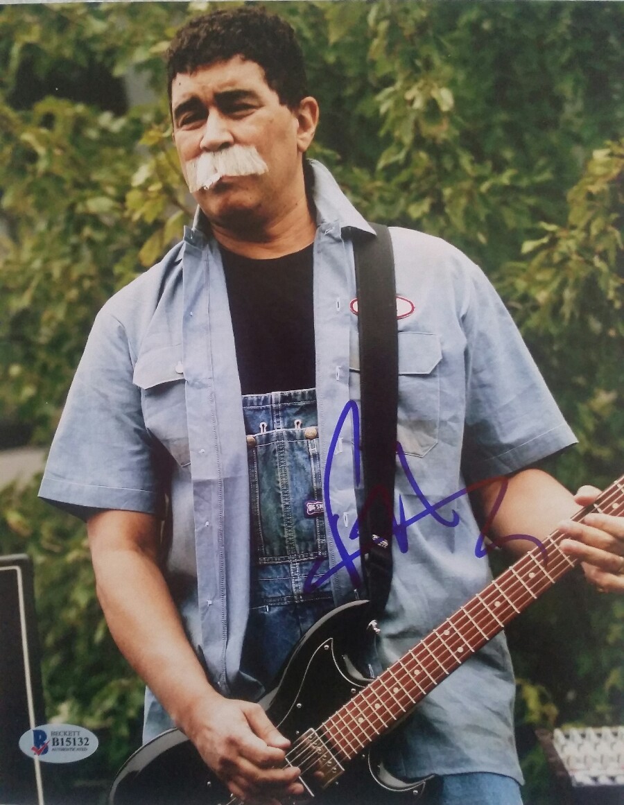 PAT SMEAR FOO FIGHTERS NIRVANA 8x10 inch SIGNED PHOTO