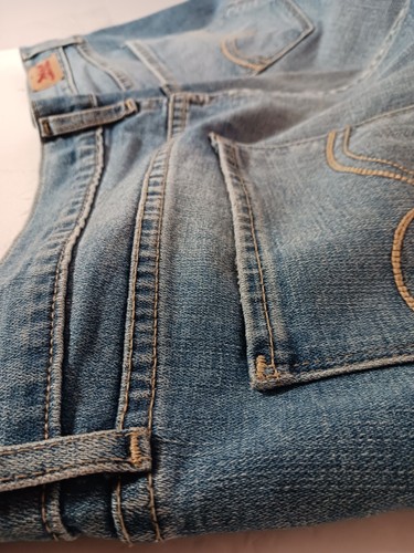Levi's 524 Skinny Low Rise Jeans Women's Size 15M Light Blue Denim 32X32 - Picture 7 of 14