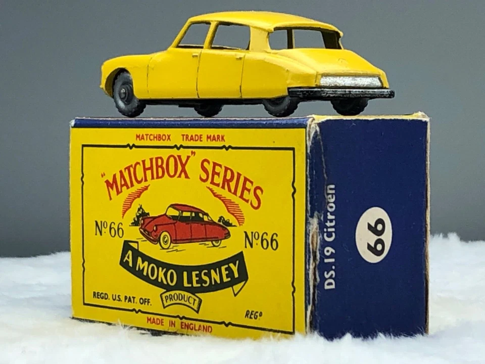 Matchbox Moko Lesney #.66 Citroen 1959 N, como nuevo, original, en caja original, plata pl.whls. Foto 2 de 4