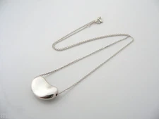 Tiffany & Co Bean Necklace Pendant Silver Peretti Medium Charm 18 In Long Chain
